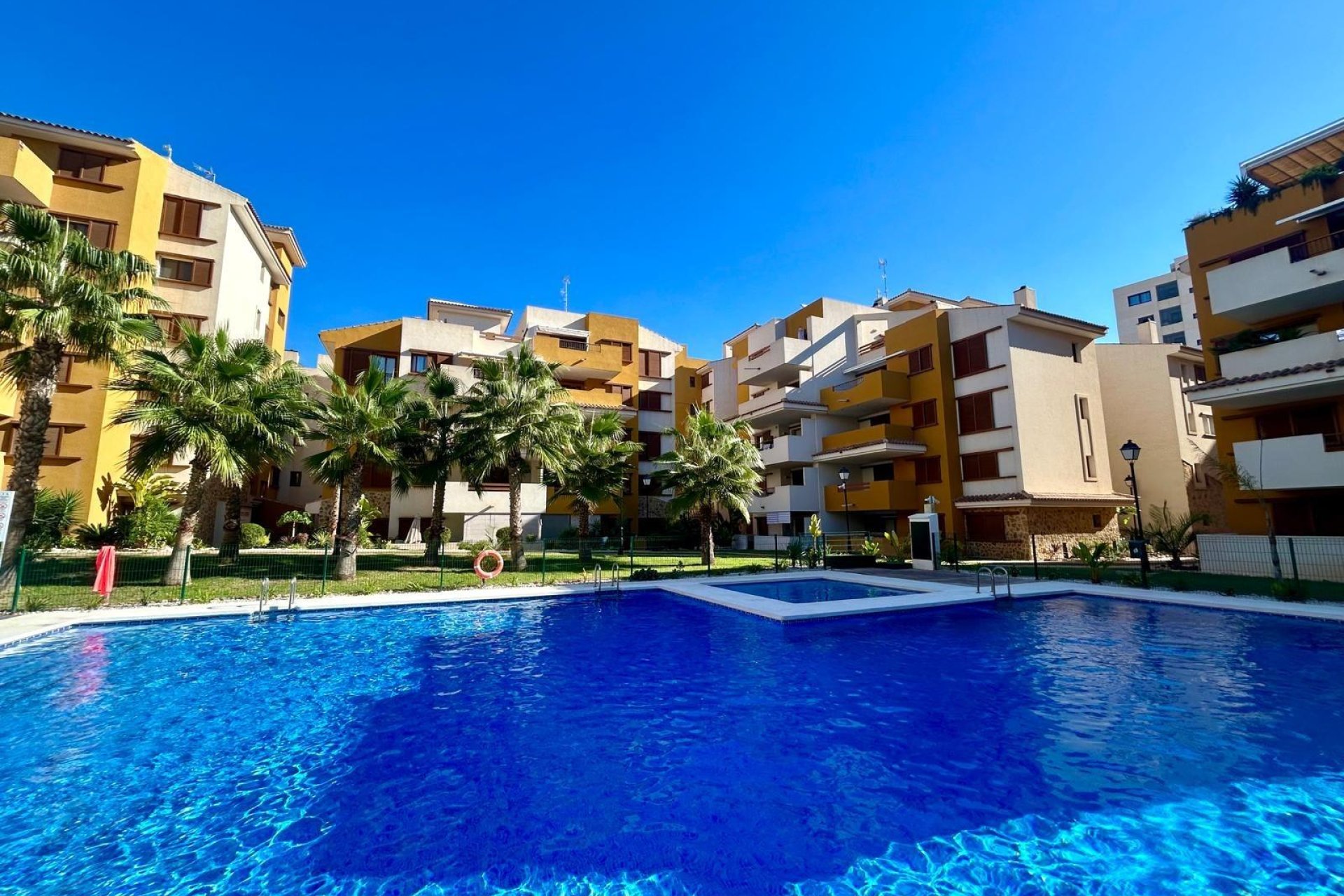 Resale - Apartment - Torrevieja - Punta prima