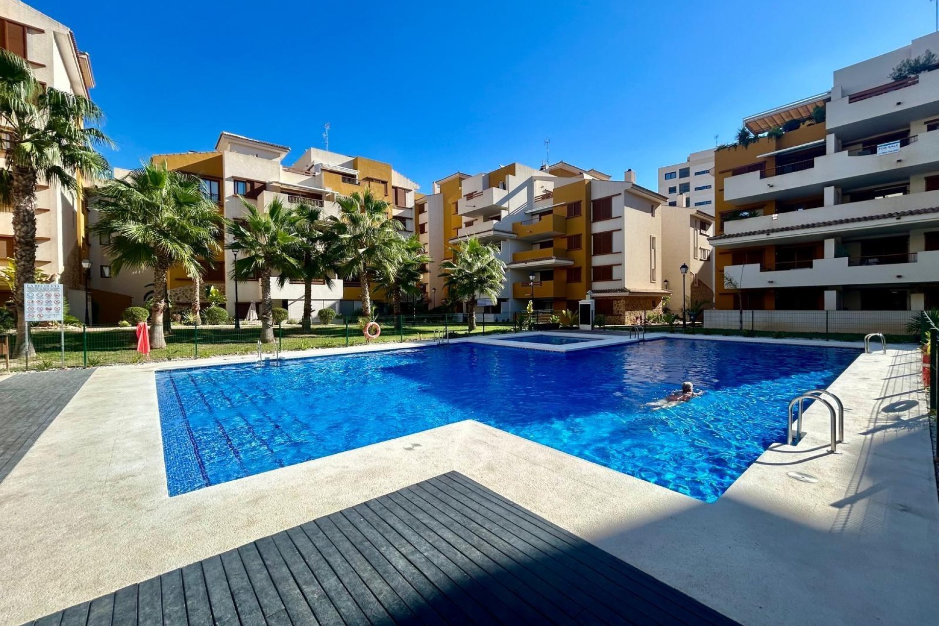 Resale - Apartment - Torrevieja - Punta prima