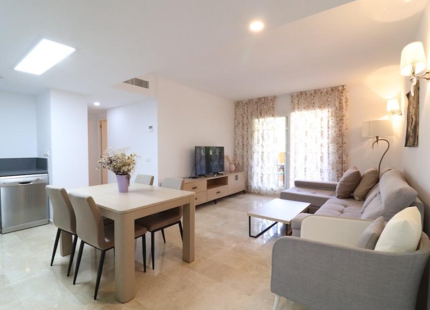 Resale - Apartment - Torrevieja - Punta Prima