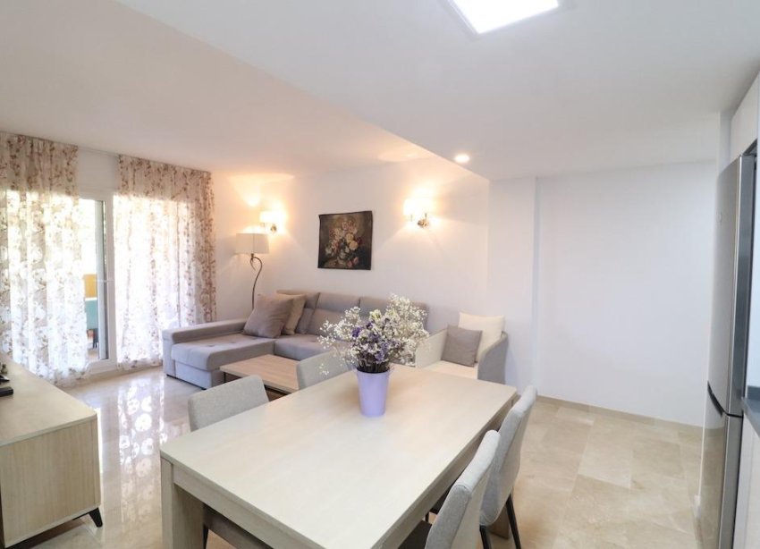 Resale - Apartment - Torrevieja - Punta Prima