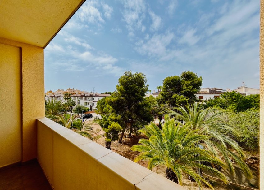 Resale - Apartment - Torrevieja - Punta Prima