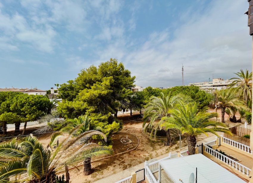 Resale - Apartment - Torrevieja - Punta Prima