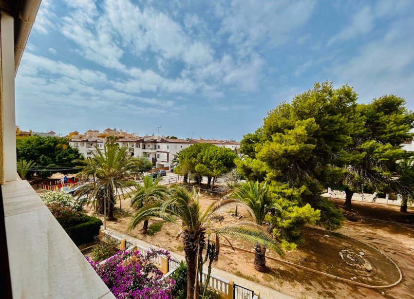 Resale - Apartment - Torrevieja - Punta Prima