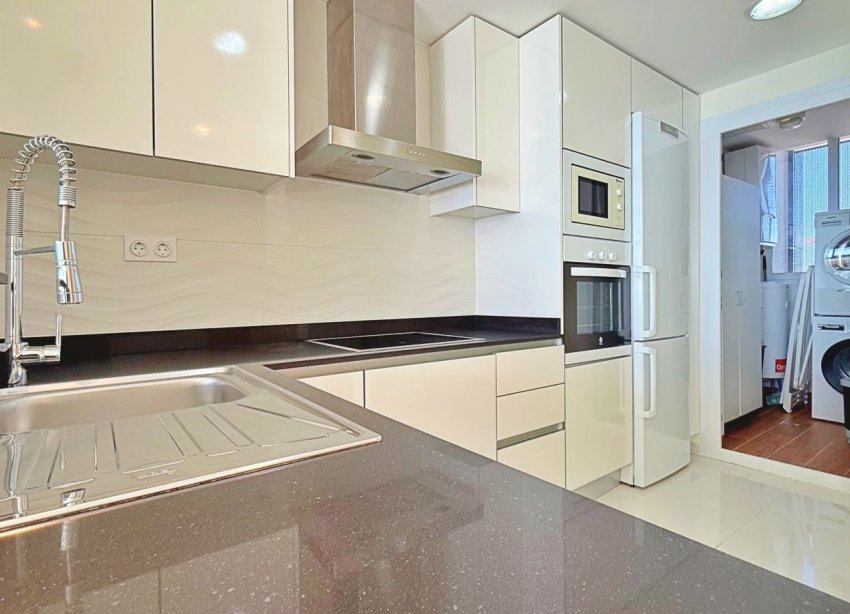 Resale - Apartment - Torrevieja - Punta Prima