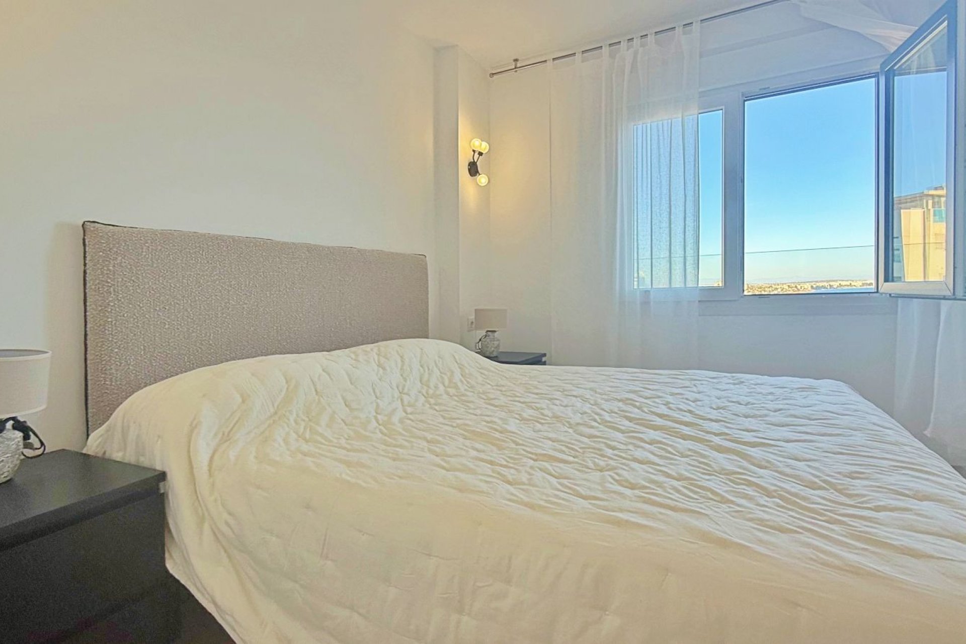 Resale - Apartment - Torrevieja - Punta Prima