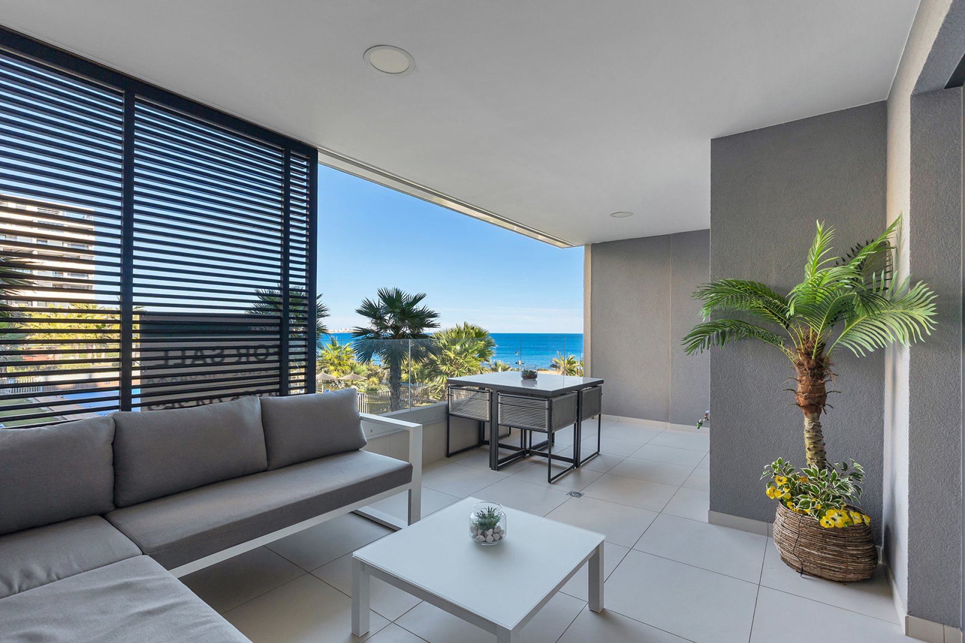 Resale - Apartment - Torrevieja - Punta Prima