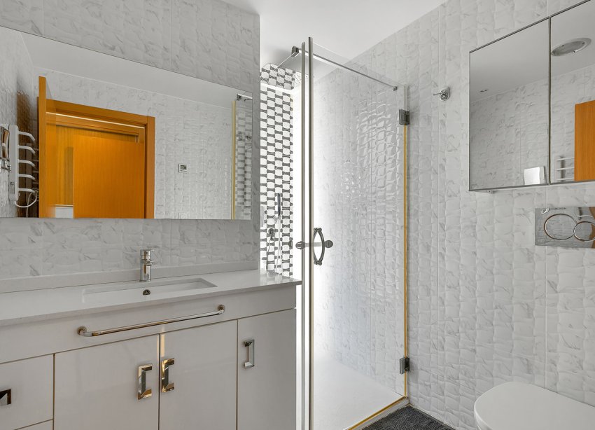 Resale - Apartment - Torrevieja - Punta Prima