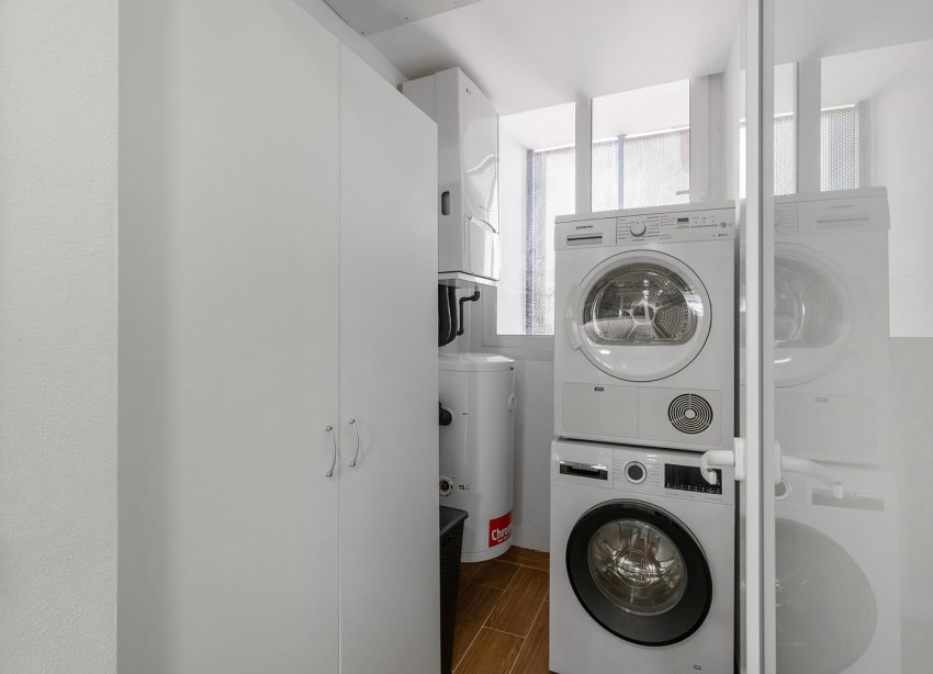 Resale - Apartment - Torrevieja - Punta Prima