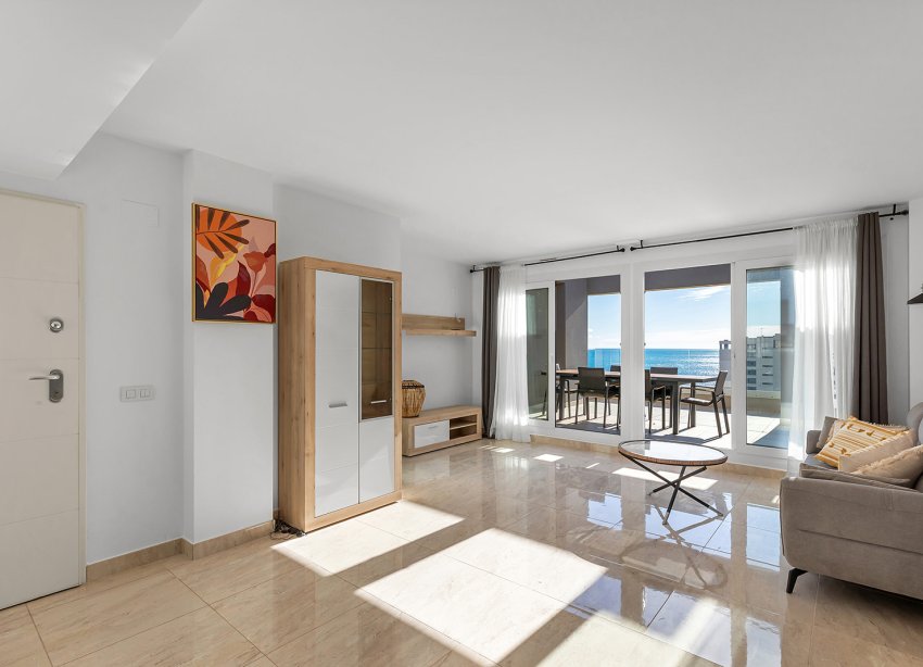 Resale - Apartment - Torrevieja - Punta Prima