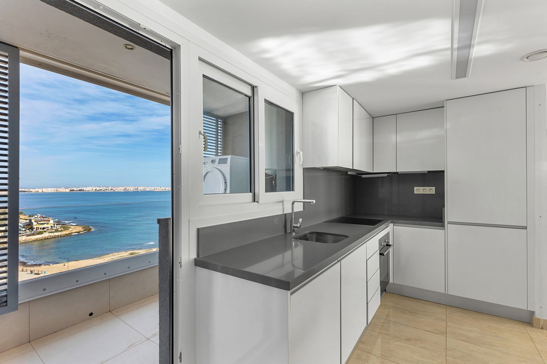 Resale - Apartment - Torrevieja - Punta Prima