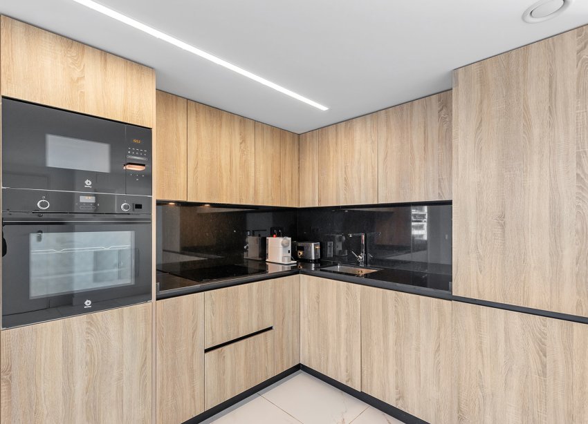 Resale - Apartment - Torrevieja - Punta Prima