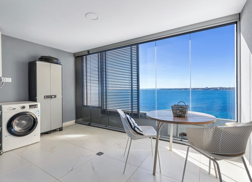 Resale - Apartment - Torrevieja - Punta Prima