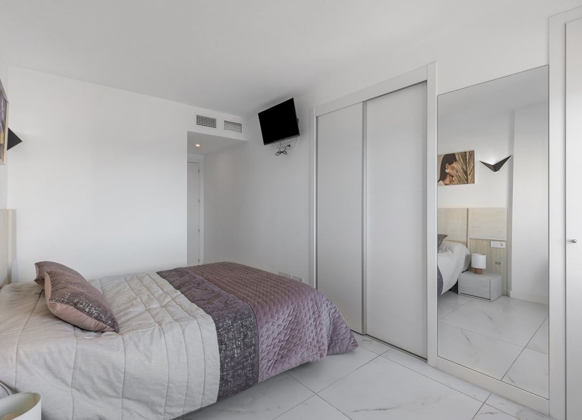 Resale - Apartment - Torrevieja - Punta Prima