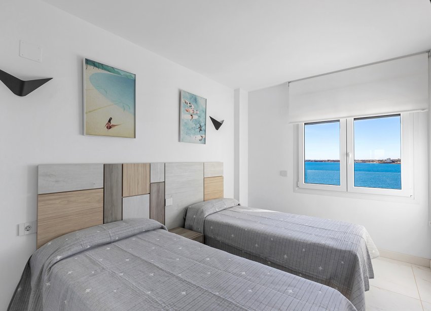 Resale - Apartment - Torrevieja - Punta Prima