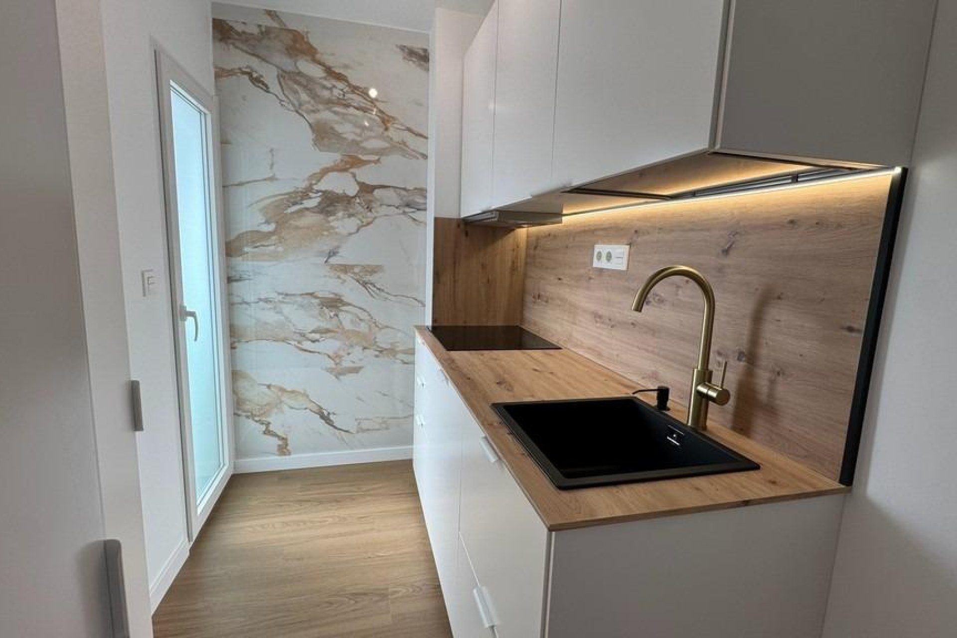 Resale - Apartment - Torrevieja - Punta prima