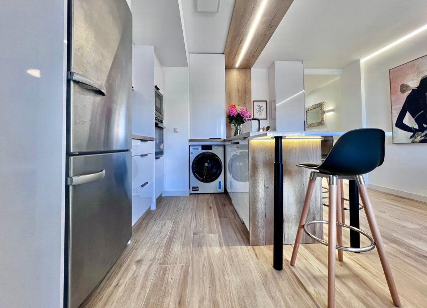 Resale - Apartment - Torrevieja - Punta prima