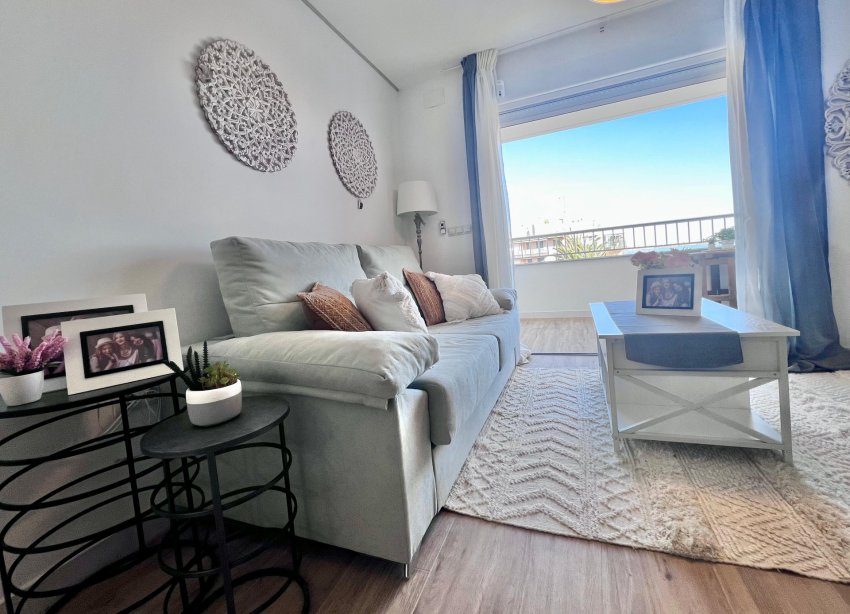 Resale - Apartment - Torrevieja - Punta prima