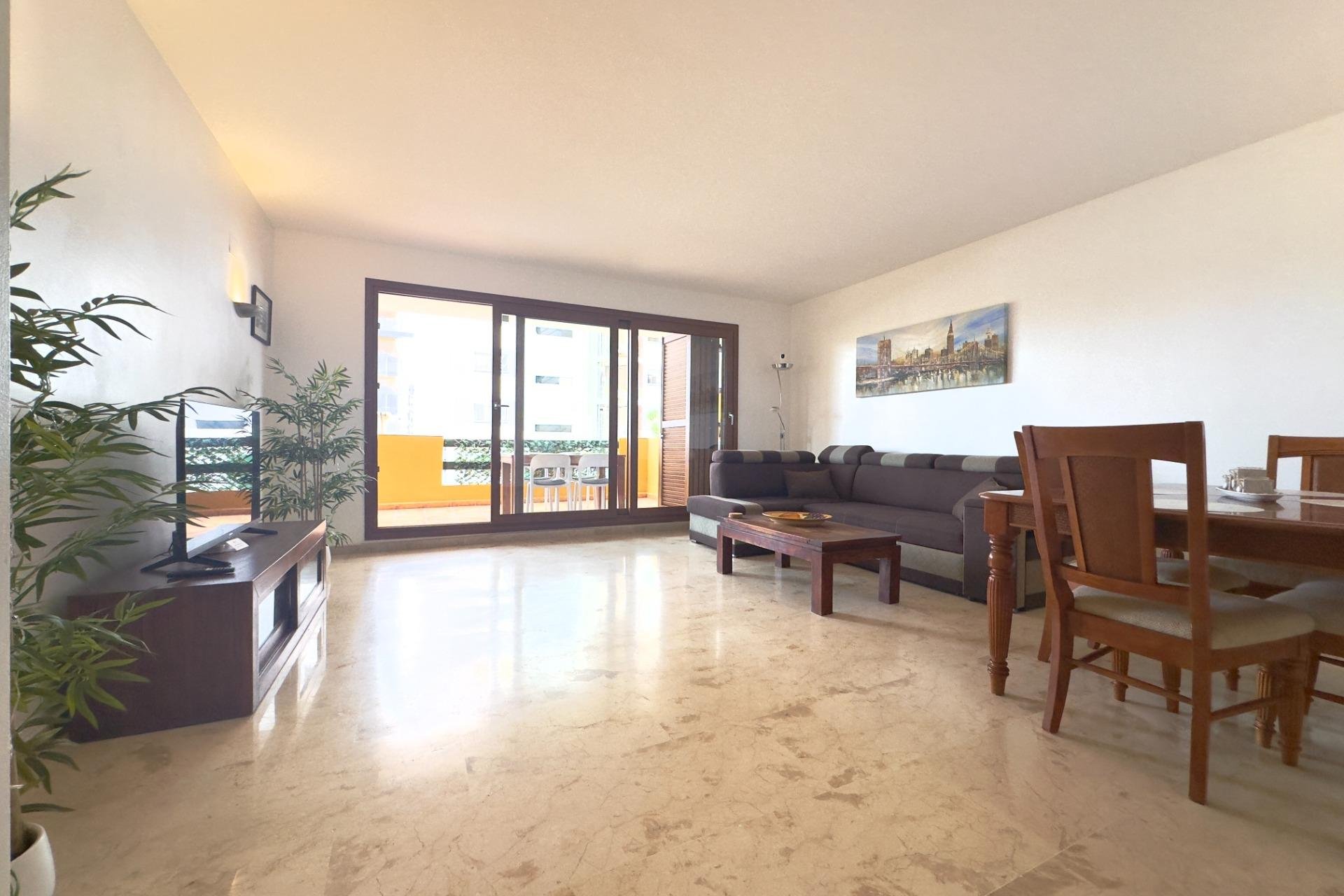 Resale - Apartment - Torrevieja - Punta Prima