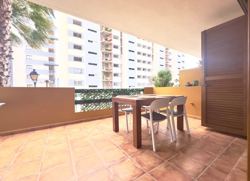 Resale - Apartment - Torrevieja - Punta Prima