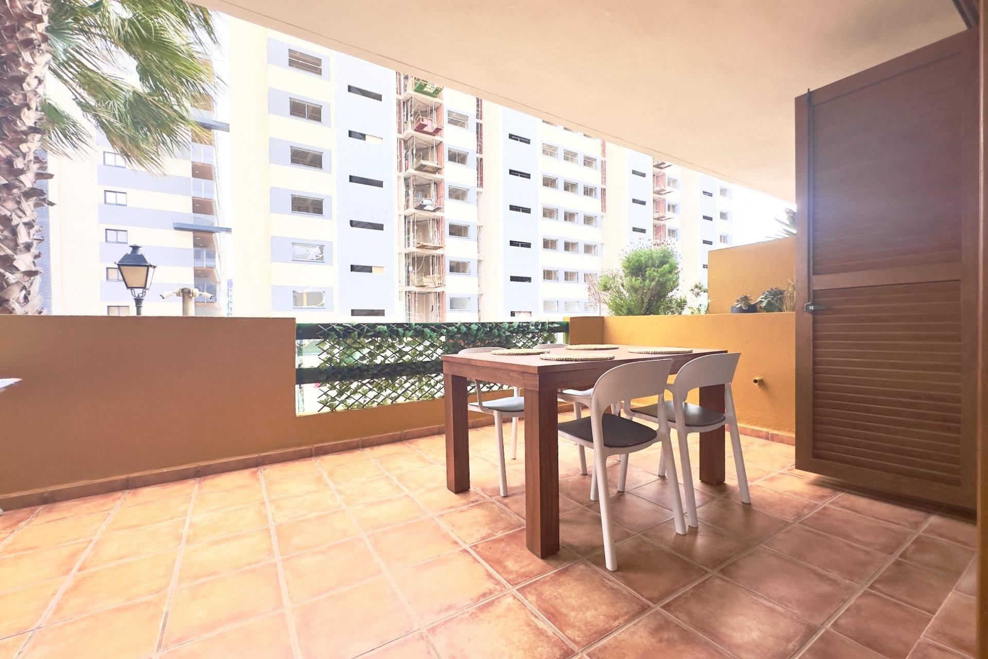 Resale - Apartment - Torrevieja - Punta Prima