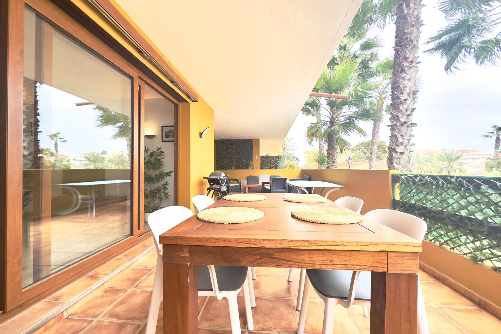 Resale - Apartment - Torrevieja - Punta Prima