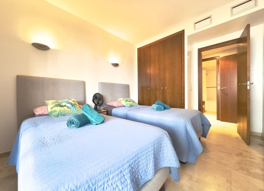 Resale - Apartment - Torrevieja - Punta Prima