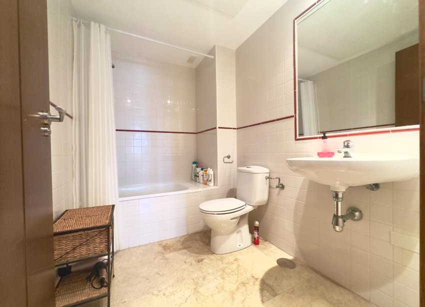 Resale - Apartment - Torrevieja - Punta Prima
