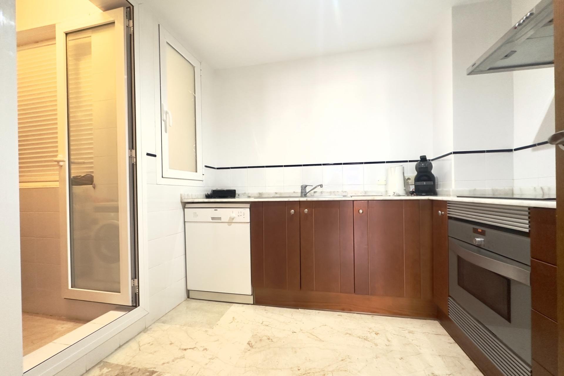 Resale - Apartment - Torrevieja - Punta Prima