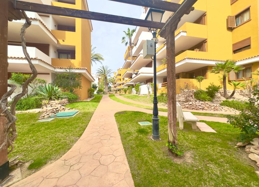 Resale - Apartment - Torrevieja - Punta Prima