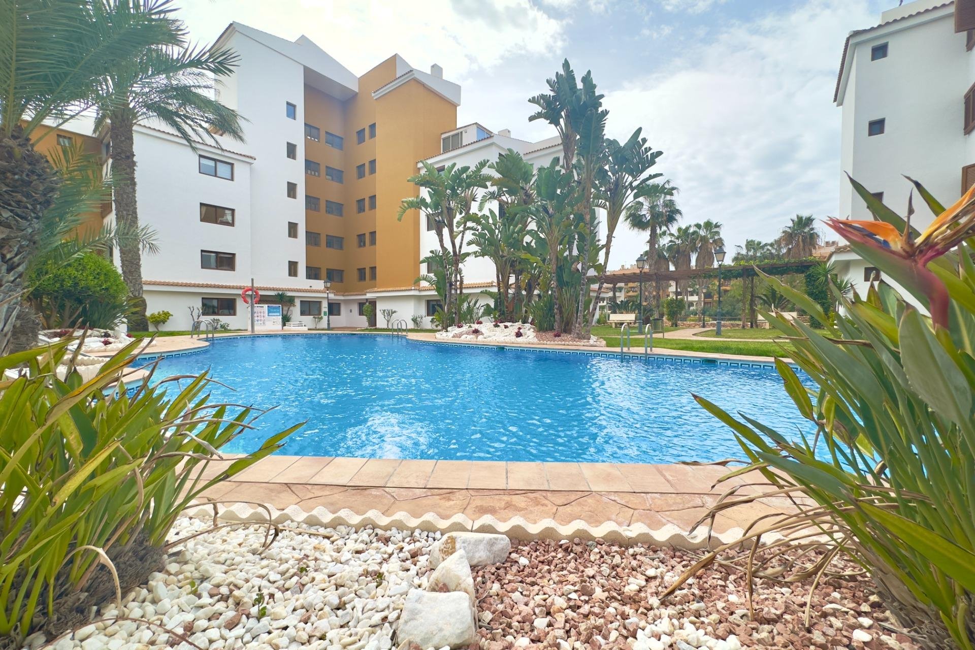 Resale - Apartment - Torrevieja - Punta Prima