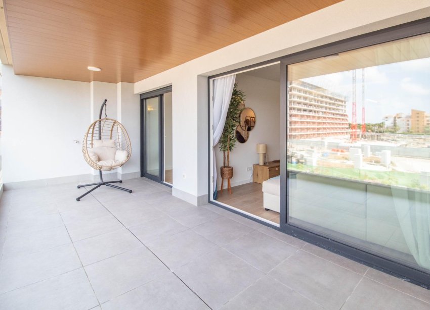 Resale - Apartment - Torrevieja - Punta Prima