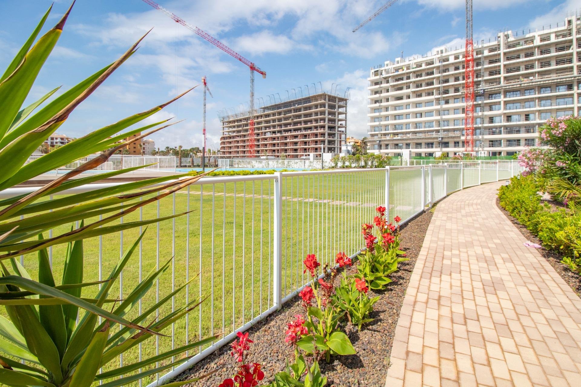 Resale - Apartment - Torrevieja - Punta Prima