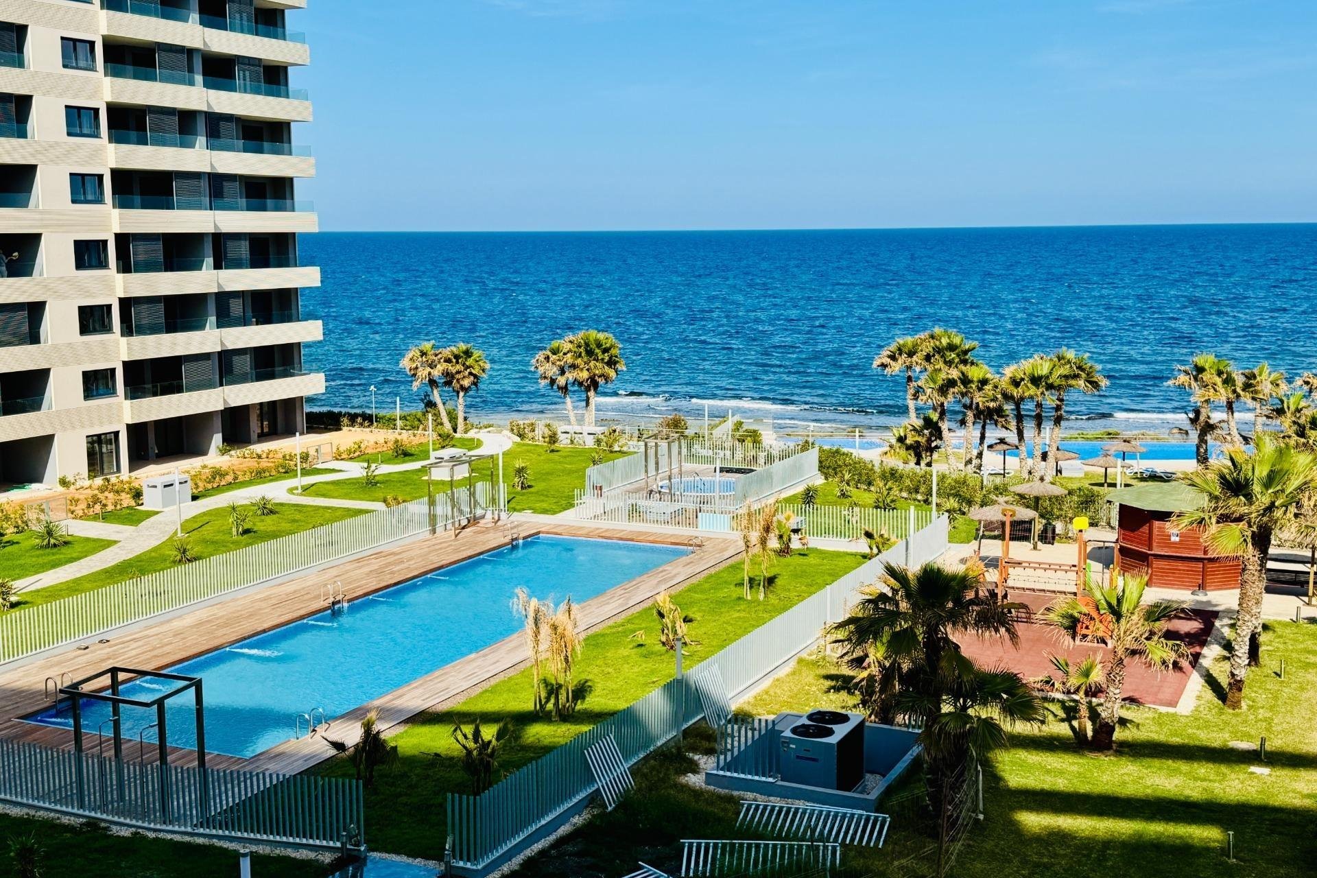 Resale - Apartment - Torrevieja - Punta Prima