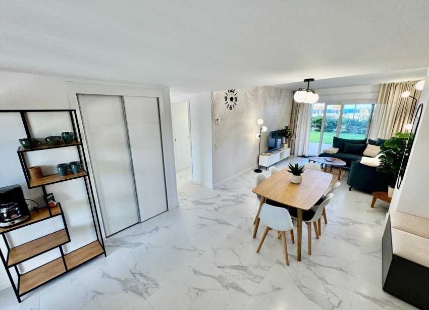 Resale - Apartment - Torrevieja - Punta Prima