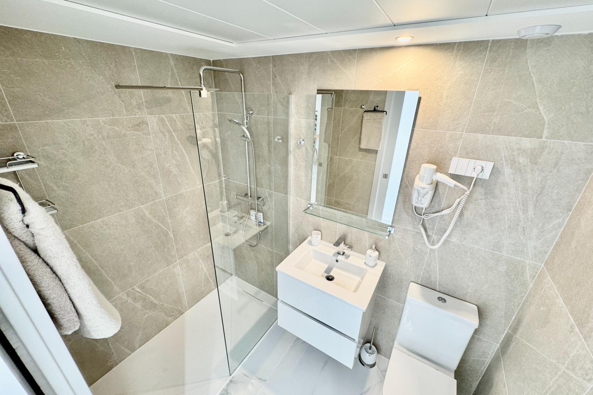Resale - Apartment - Torrevieja - Punta Prima