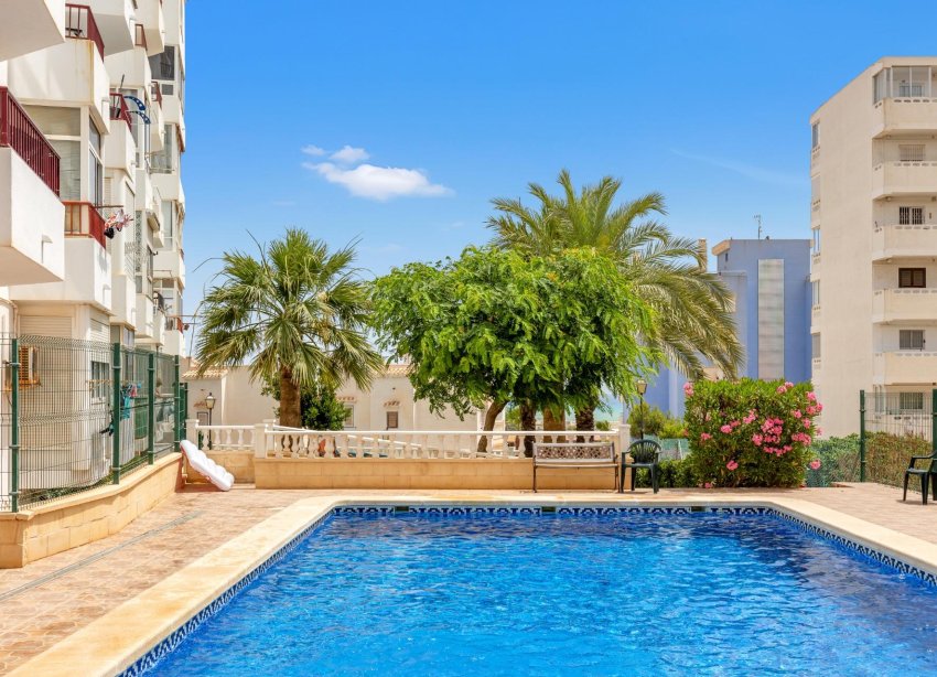 Resale - Apartment - Torrevieja - Torre la mata