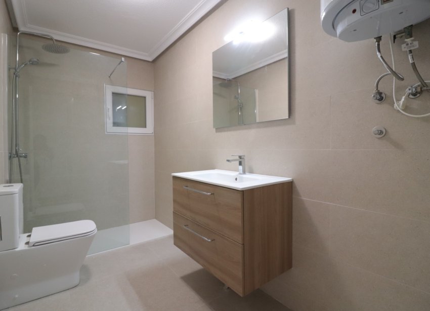 Resale - Apartment - Torrevieja - Torre La Mata