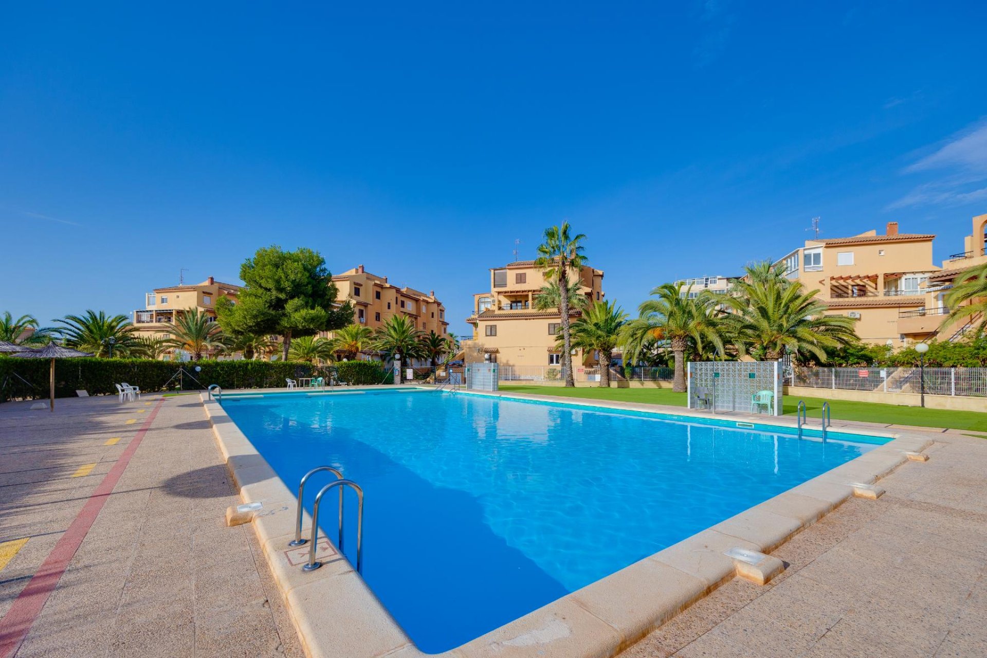 Resale - Apartment - Torrevieja - Torreblanca La Mata