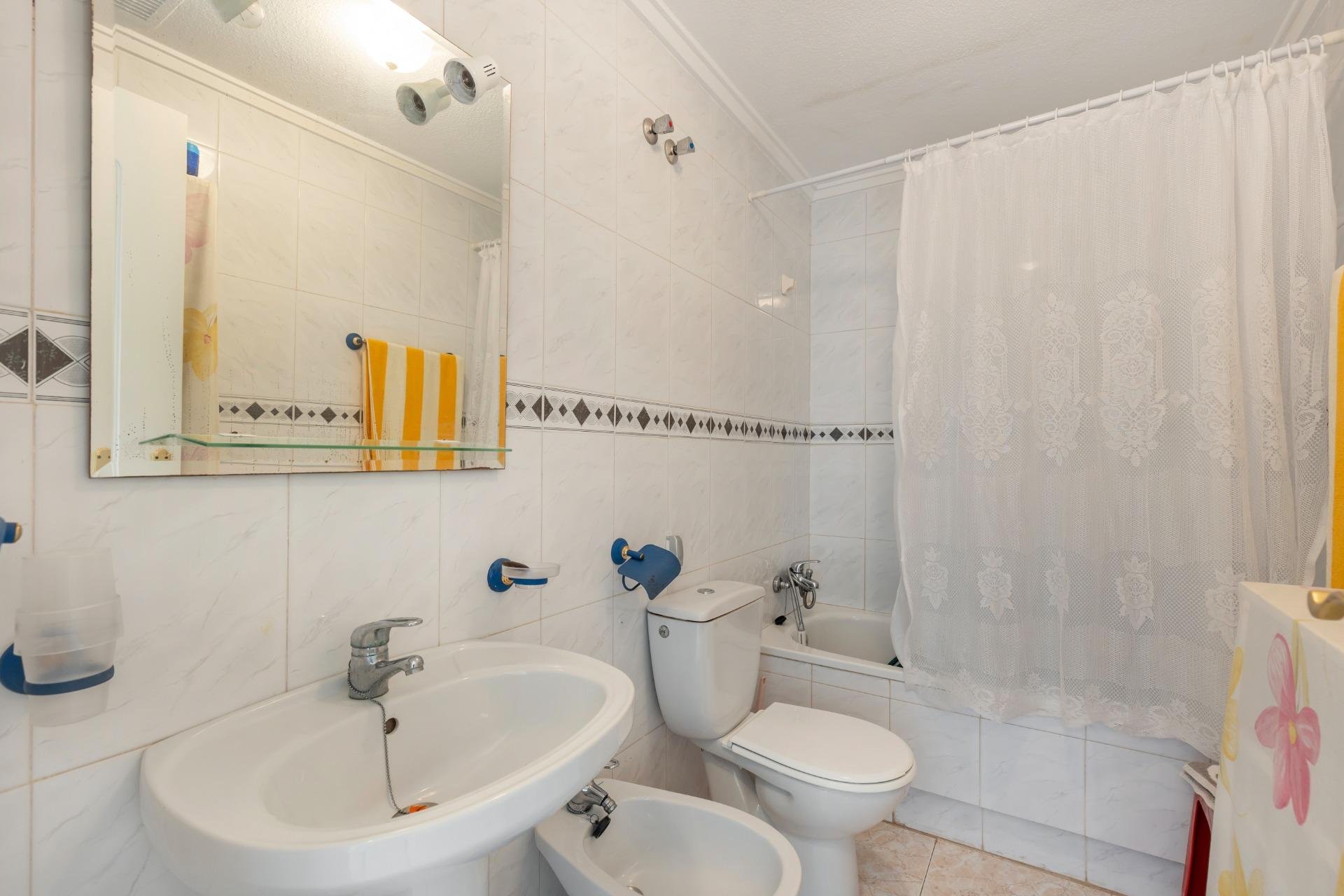 Resale - Apartment - Torrevieja - Torreblanca