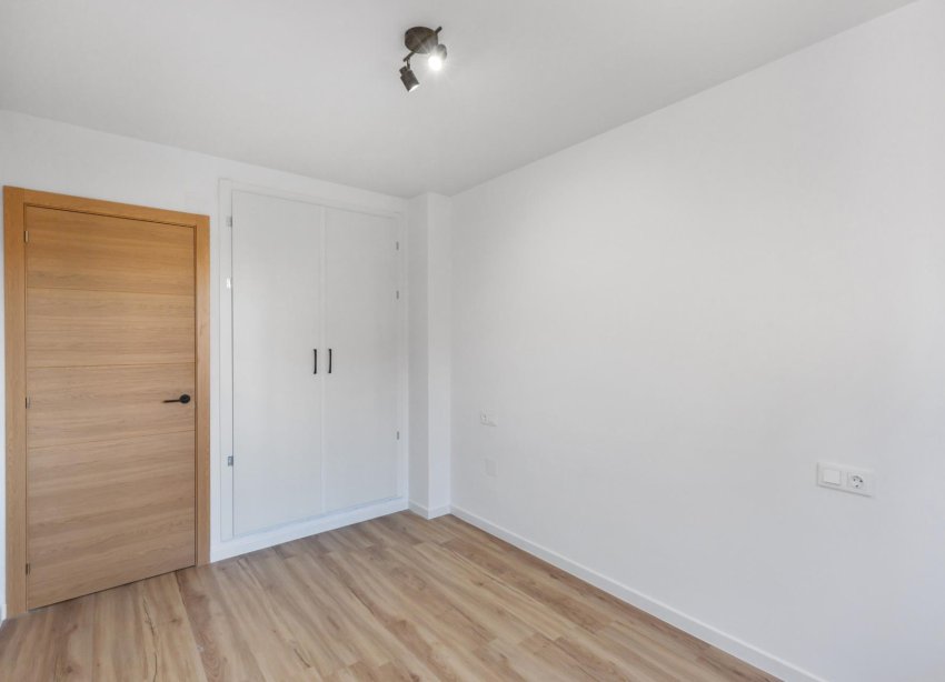 Resale - Apartment - Torrevieja - Torreblanca