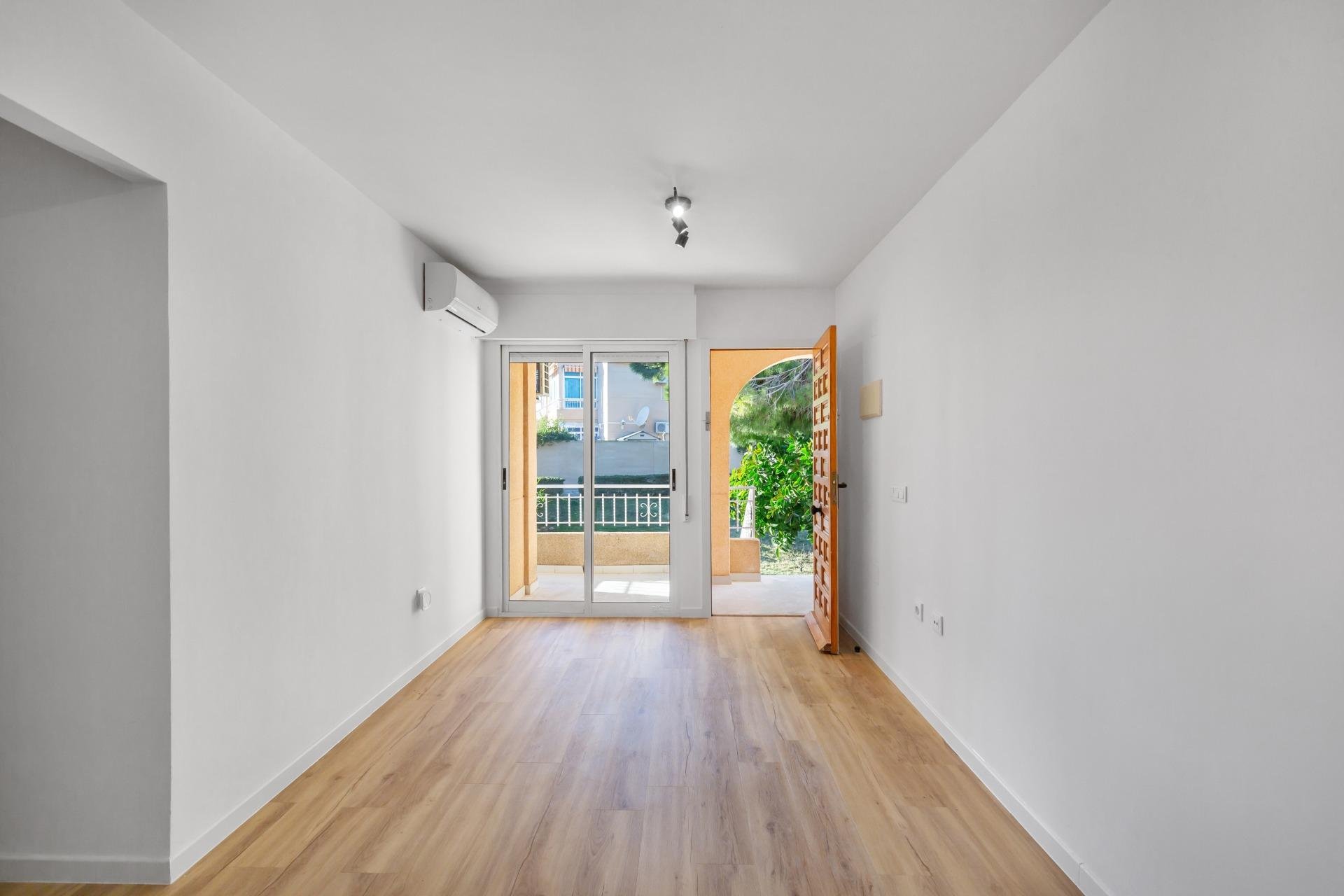 Resale - Apartment - Torrevieja - Torreblanca