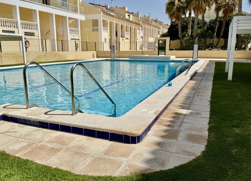Resale - Apartment - Torrevieja - Torreblanca