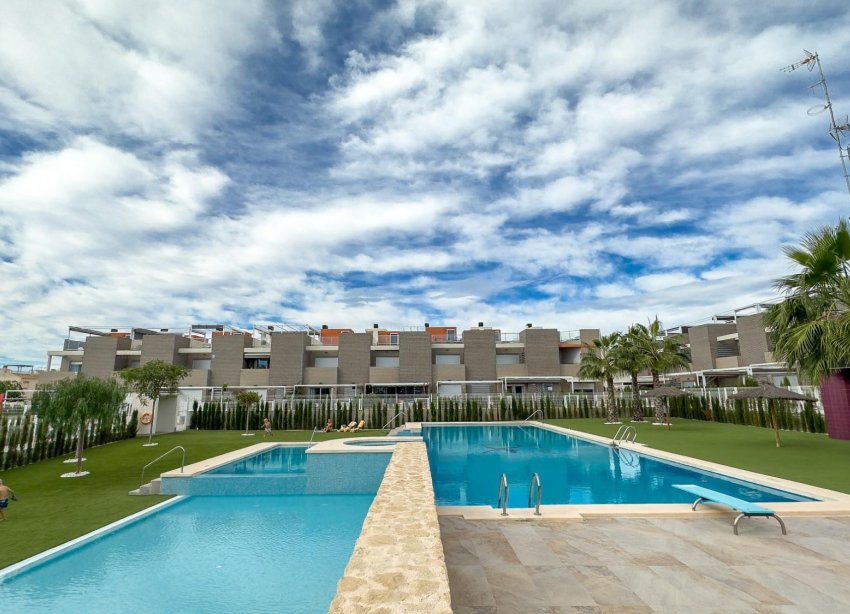 Resale - Apartment - Torrevieja - Torrejón