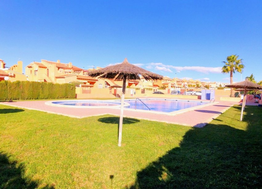 Resale - Apartment - Torrevieja - Torrejón