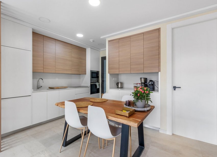 Resale - Apartment - Torrevieja - Torrelamata - La Mata