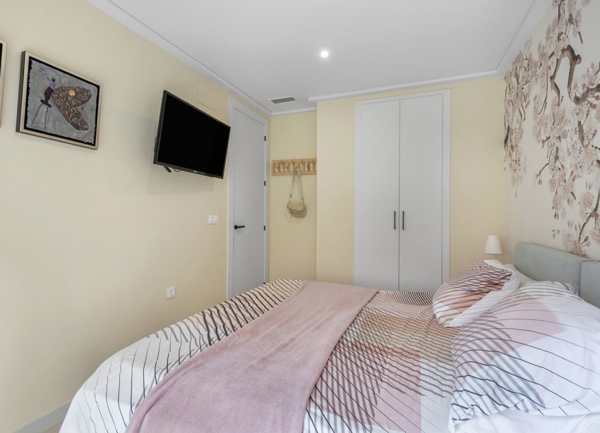 Resale - Apartment - Torrevieja - Torrelamata - La Mata