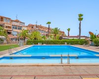 Resale - Apartment - Torrevieja - Torrevieja - Aguas Nuevas