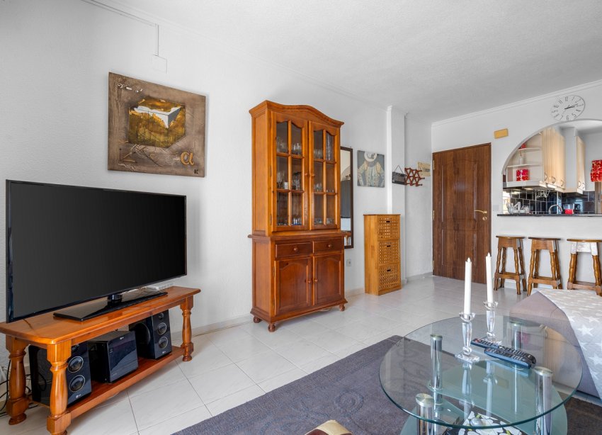 Resale - Apartment - Torrevieja - Torrevieja - Aguas Nuevas