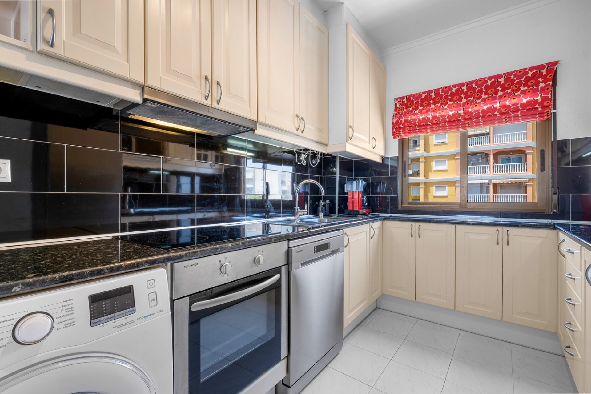 Resale - Apartment - Torrevieja - Torrevieja - Aguas Nuevas