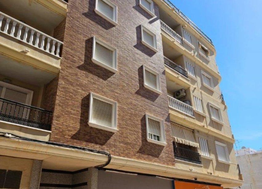 Resale - Apartment - Torrevieja - torrevieja